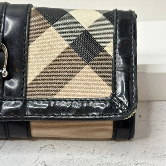 BURBERRY CHECK NOVA / LEATHER CLUTCH/WALLET W/DUST BAG & BOX - Picture 10 of 16